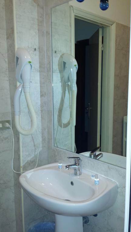Hotel Cascata Pozzolo Formigaro Extérieur photo